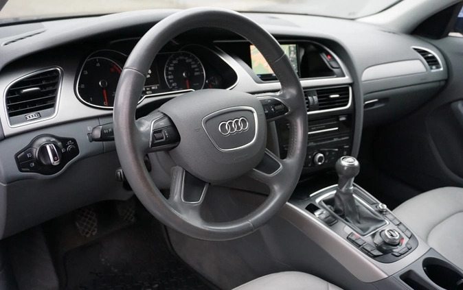 Audi A4 cena 42900 przebieg: 302000, rok produkcji 2014 z Resko małe 277